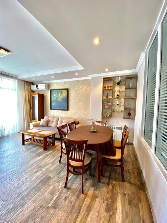 Villa Old باتومي المظهر الخارجي الصورة