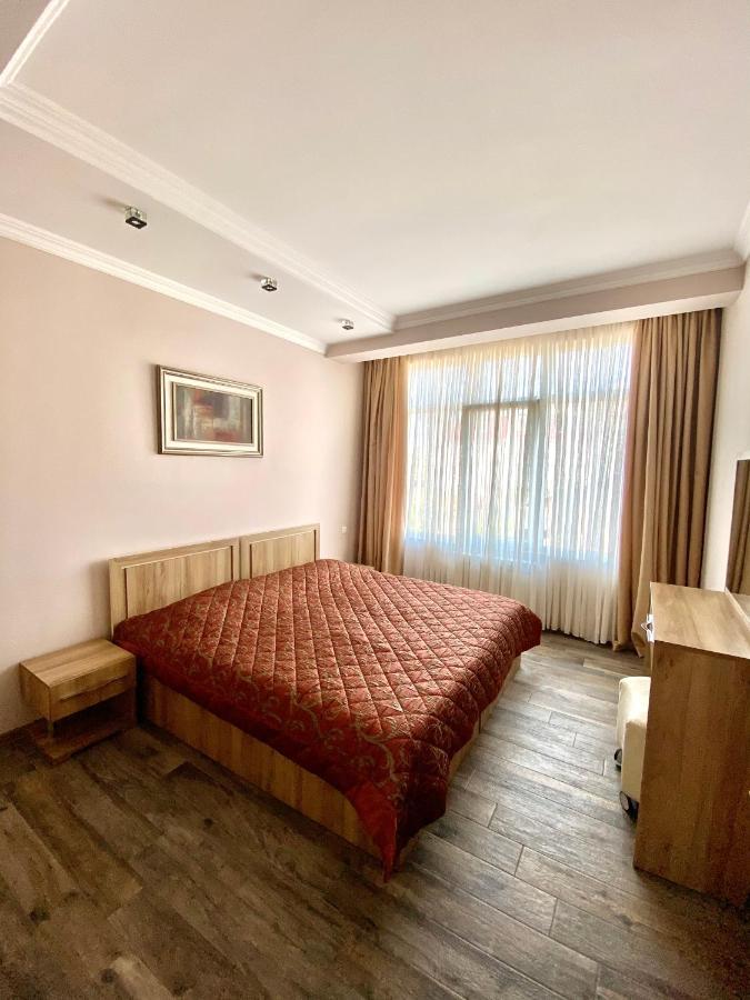 Villa Old باتومي المظهر الخارجي الصورة