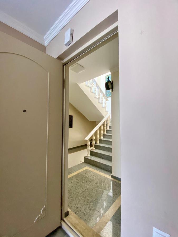 Villa Old باتومي المظهر الخارجي الصورة